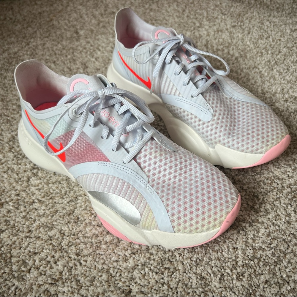 Nike Pink Blue Women’s Ladies Athletic Running Tennis Shoes Sneakers Sz 8.5